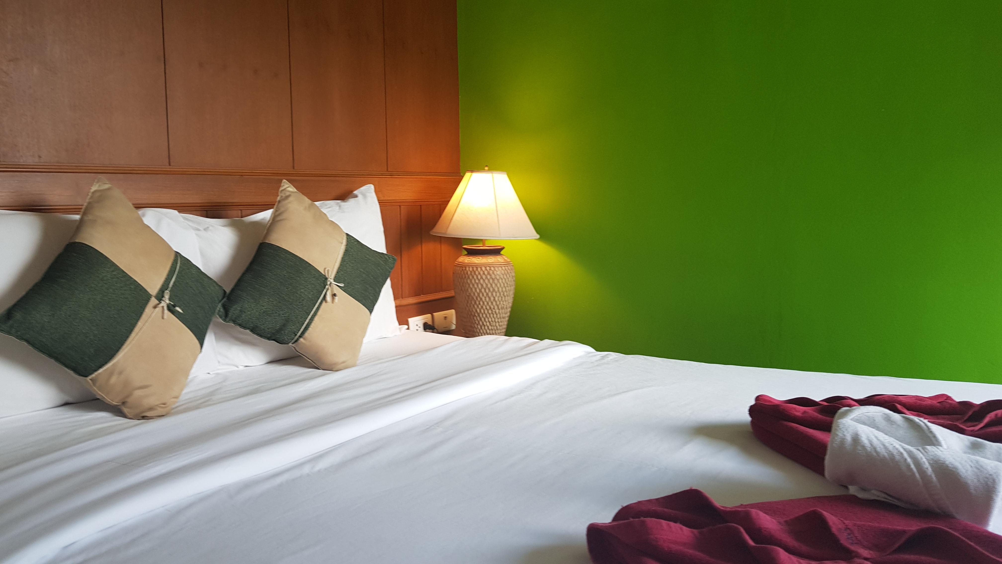 Pipikuku Hotel & Restaurant Phuket Exterior photo