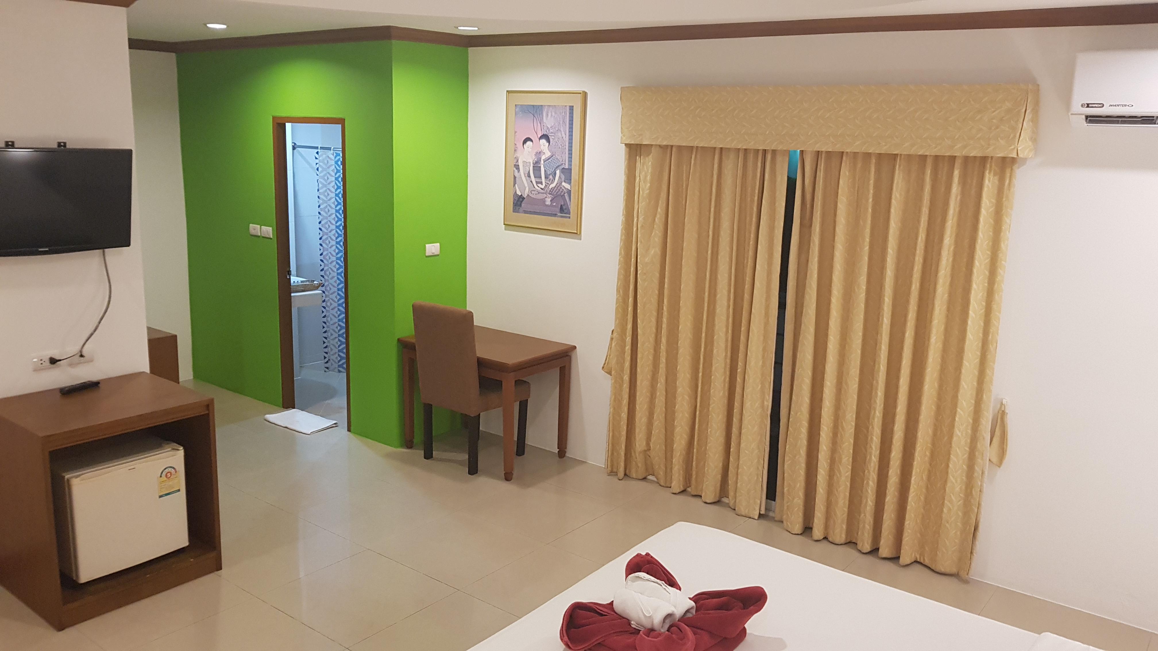 Pipikuku Hotel & Restaurant Phuket Exterior photo